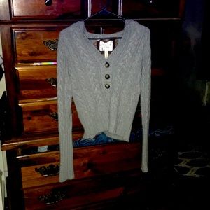 Good condition! Hooded sweater w/ buttons
